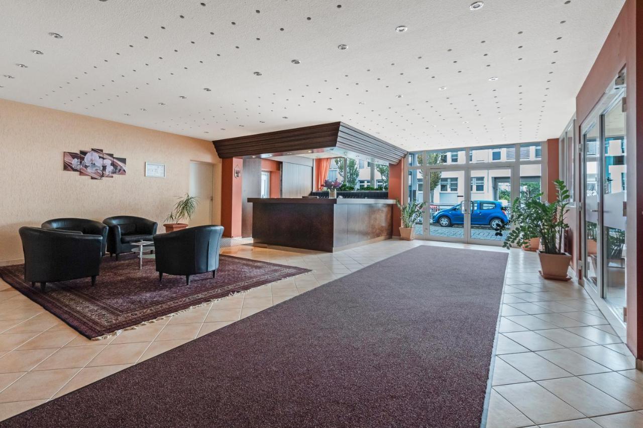 Hotel Imota Neuwied Bagian luar foto